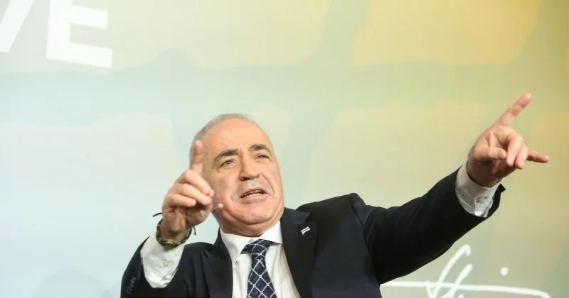 Гарри Каспаров: «Поражение России — единственный шанс»